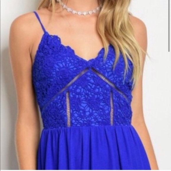Soieblu Princess Cut Lace Bodice Dress - Picture 9 of 10